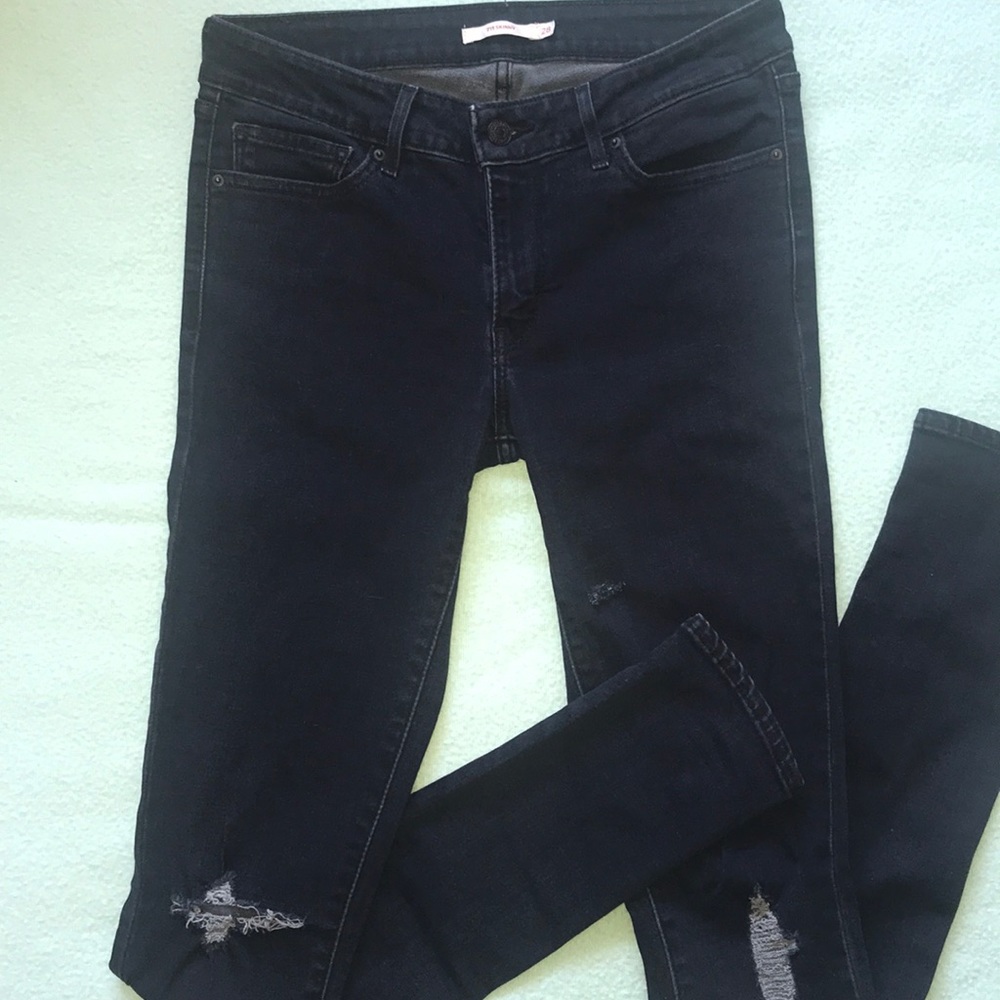 Distressed Levi’s Jeans